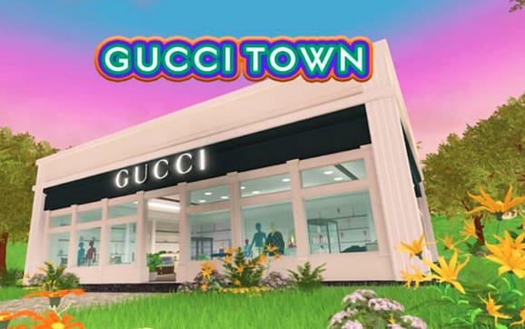 Find Here How to get all free items in Roblox Gucci Town