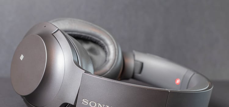 Here is How You Can Connect Sony Bluetooth Headphones To Laptop